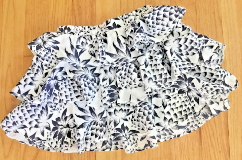 CREWCUTS skirt~Sz4-5~Pull on~Tiered~Navy on white~Cotton~Excellent