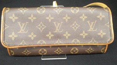 LOUIS VUITTON Pochette Twin GM Monogram Used