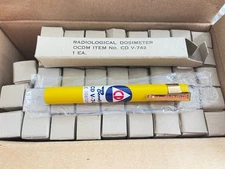Vintage Bendix Civil Defense Radiological Dosimeter CDV-742, 1960's Cold War
