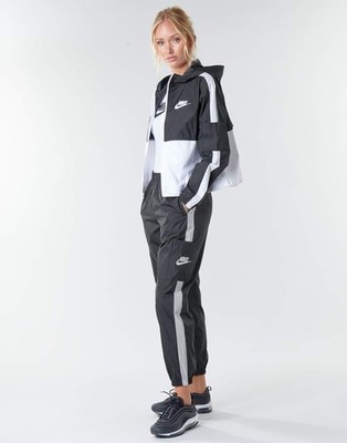 Nike W NSW JKT WVN Joggers & Tracksuits Women Black (Jackets & Pants) Size S