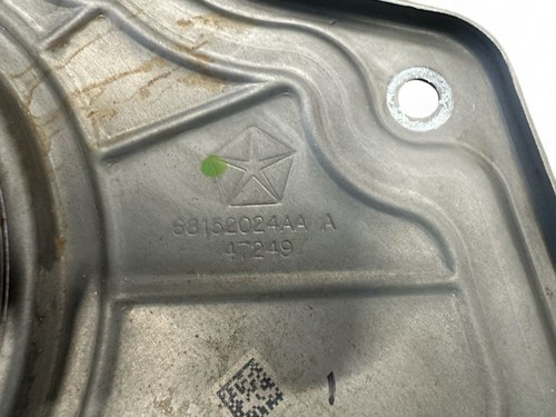 Dodge Grand Caravan 2017 Petrol 217kW Rocker cam cover 47249 UPG1438 - Picture 2 of 3