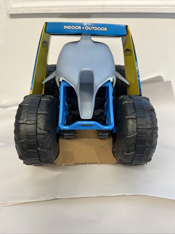 MONSTER JAM MEGALODON STORM RC ALL TERRAIN 1:15 SCALE **NEW** - Image 2 of 3