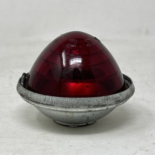 Vintage Beehive Clearance Marker Trailer Light Red Glass No Wiring DoRay 1130 - Foto 6 di 10