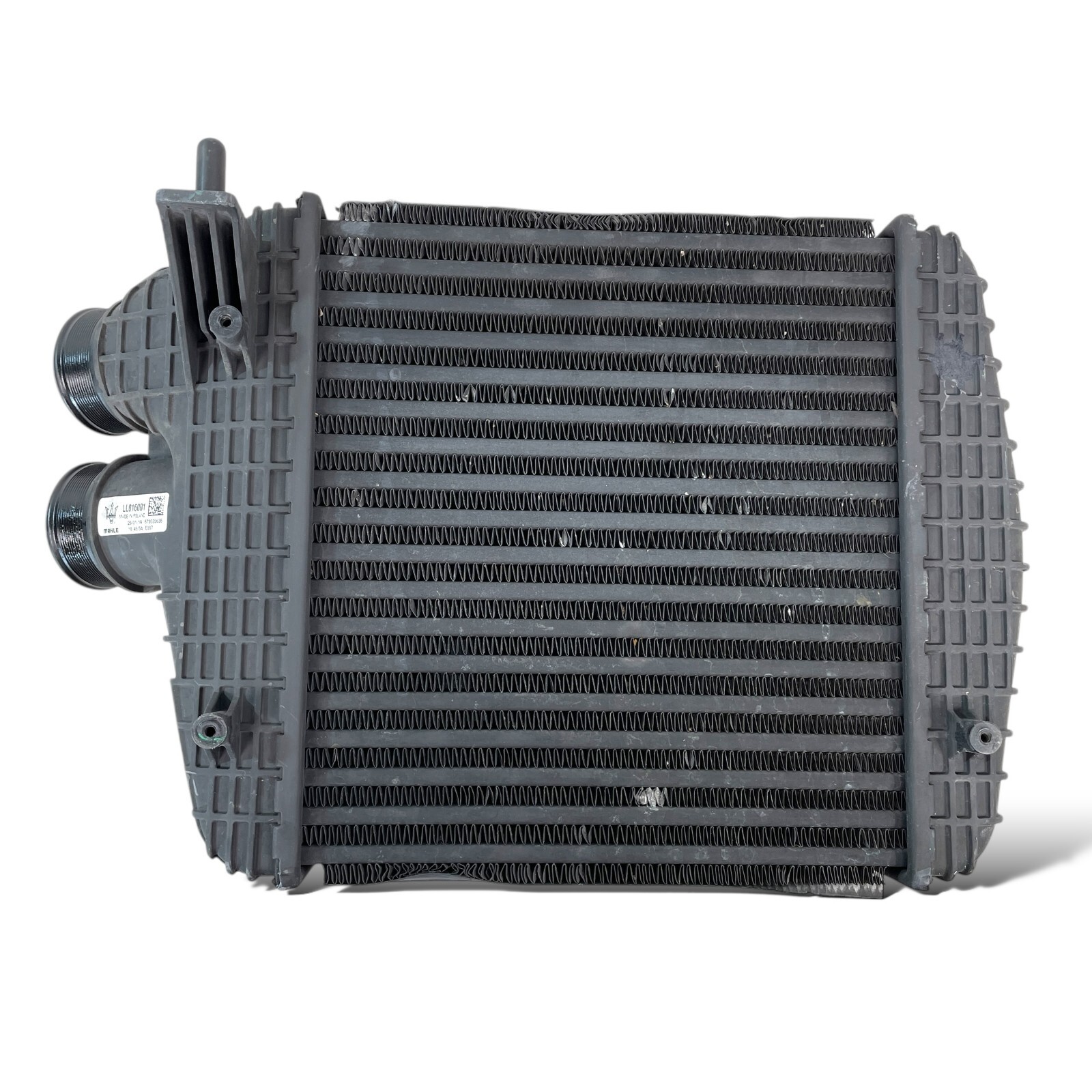 17-20 Maserati Ghibli 3.0L right passenger intercoolers radiator OEM 670035635