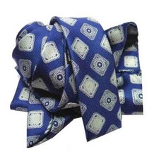 COMPLETE SILK TIE BLUE CUT TOE CUT AND CLUTCH MEN MATCHING IT