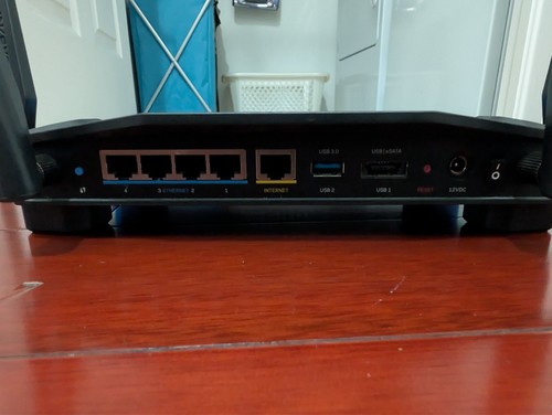 Linksys WRT 1900 ACS V2 Dual Band Wireless WiFi Router High-Gain Antennas  - Picture 4 of 8