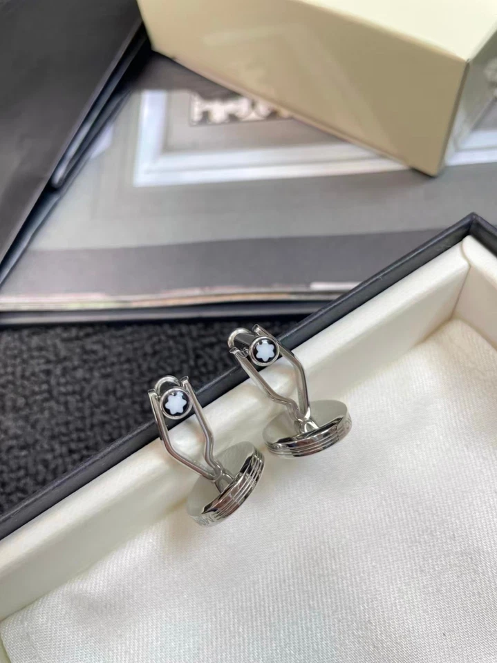 Круглые запонки Montblanc из нержавеющей стали с белой звездой MB114770 без упаковочной коробки - Изображение 3 из 4