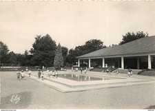 AK - 03 - Vichy - Der Kinderpark - Pavillon und Schwimmbad - Erwähnung P