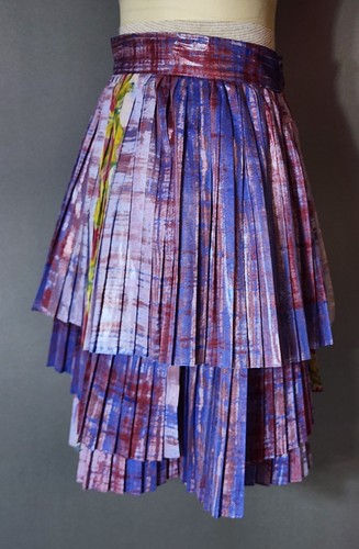 NY Suno Iridescent Pleated Three Tier XS Skirt Watercolor Purples & Floral Print - Picture 6 of 16