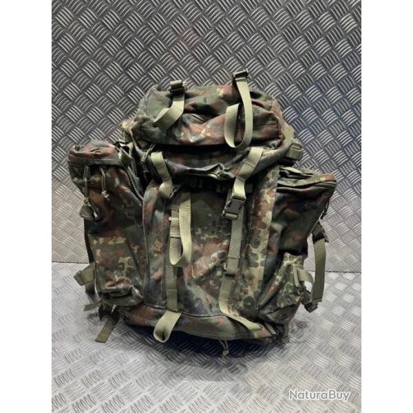 Sac à dos de montagne type bergen German Army MFH 80L Flecktarn