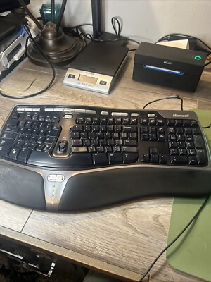 Microsoft Natural Ergonomic 4000 (B2M-00012) Wired Keyboard Tested and Working