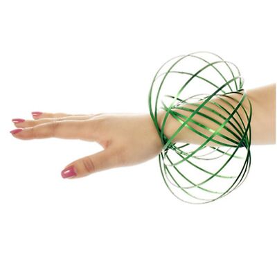 3D Magic Flow Ring grün Frühling Slinky Jonglierspielzeug Geburtstag Party Tasche Füller X1