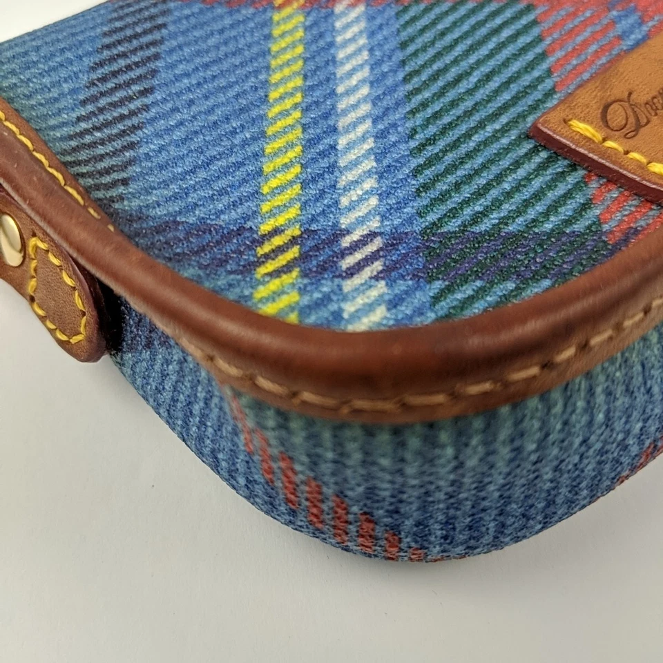Dooney & Bourke 格纹格子蓝色红色绿色黄色离合器无肩带 — 第 4/4 张图片