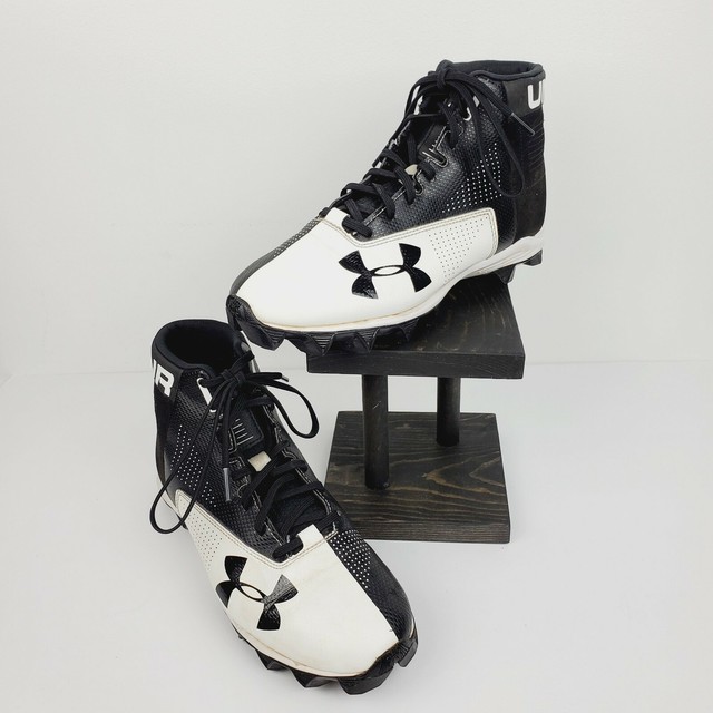 youth football cleats size 7.5