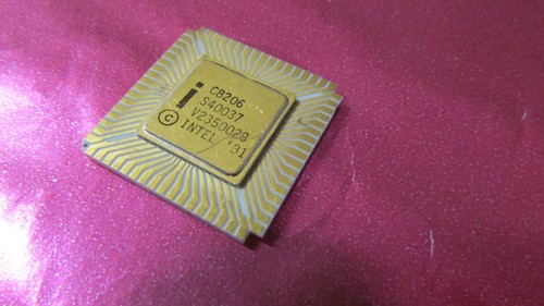 Rare Vintage Intel C8206 MCS-86 Family Support IC/CPU/Processor White/Gold Lot1 - Picture 3 of 4