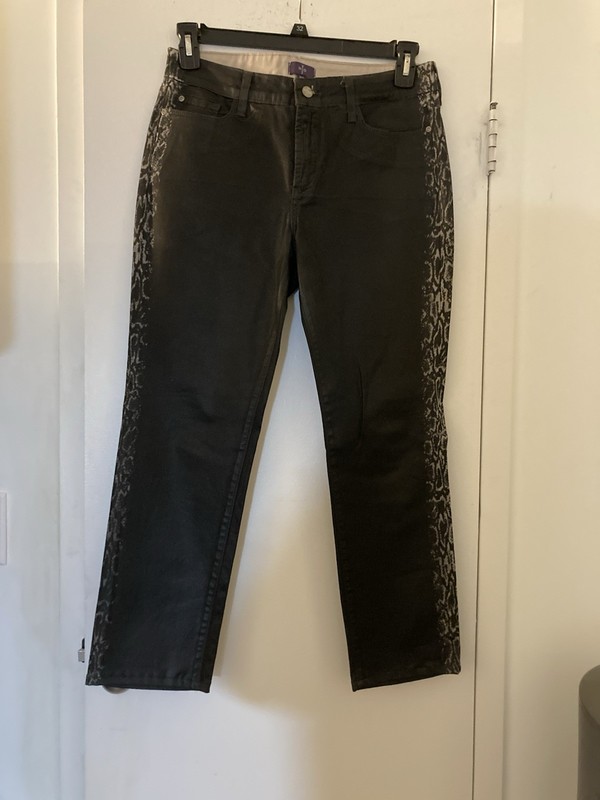 Fabulous NYDJ Black Faux Leather Side Snakeskin Stripe Petite 10P Skinny Pants