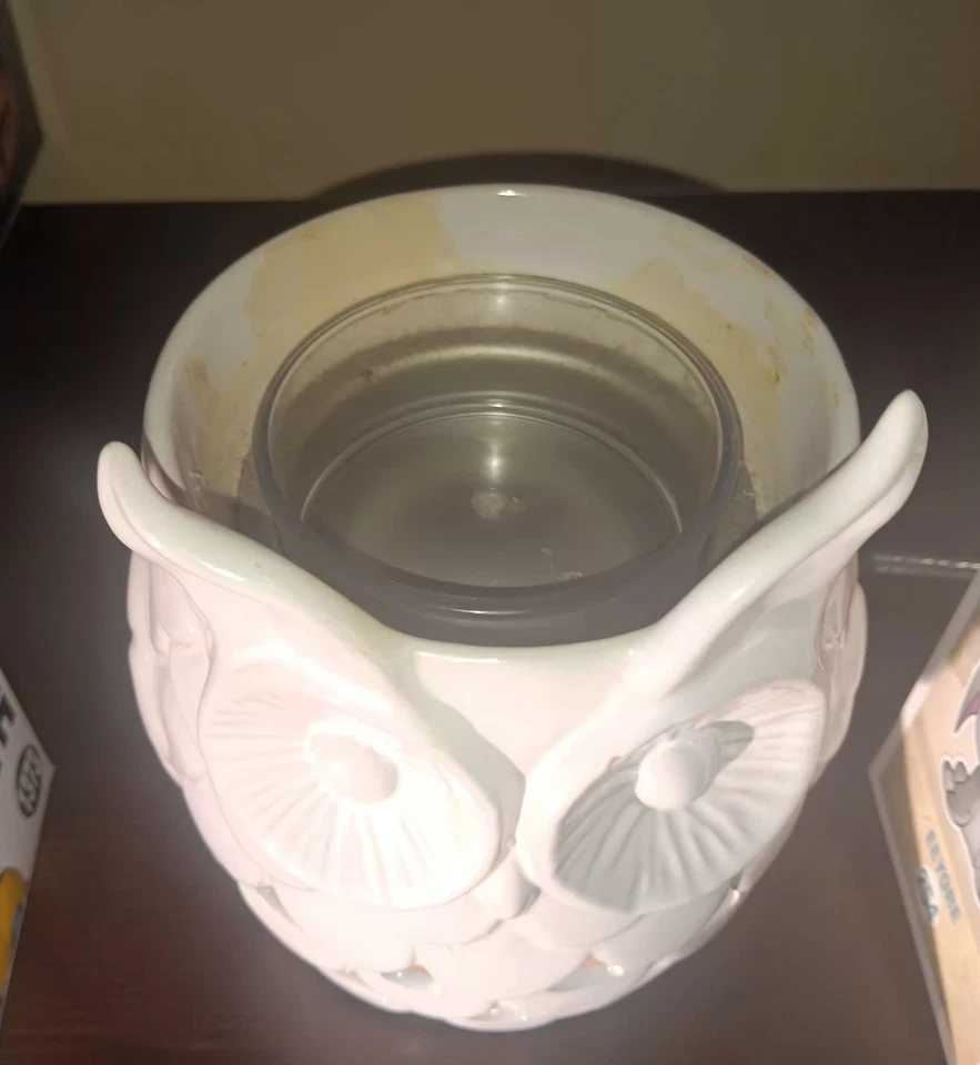 Scented Ceramic Spotted Owl Wax Warmer and Night Light - Изображение 2 из 4