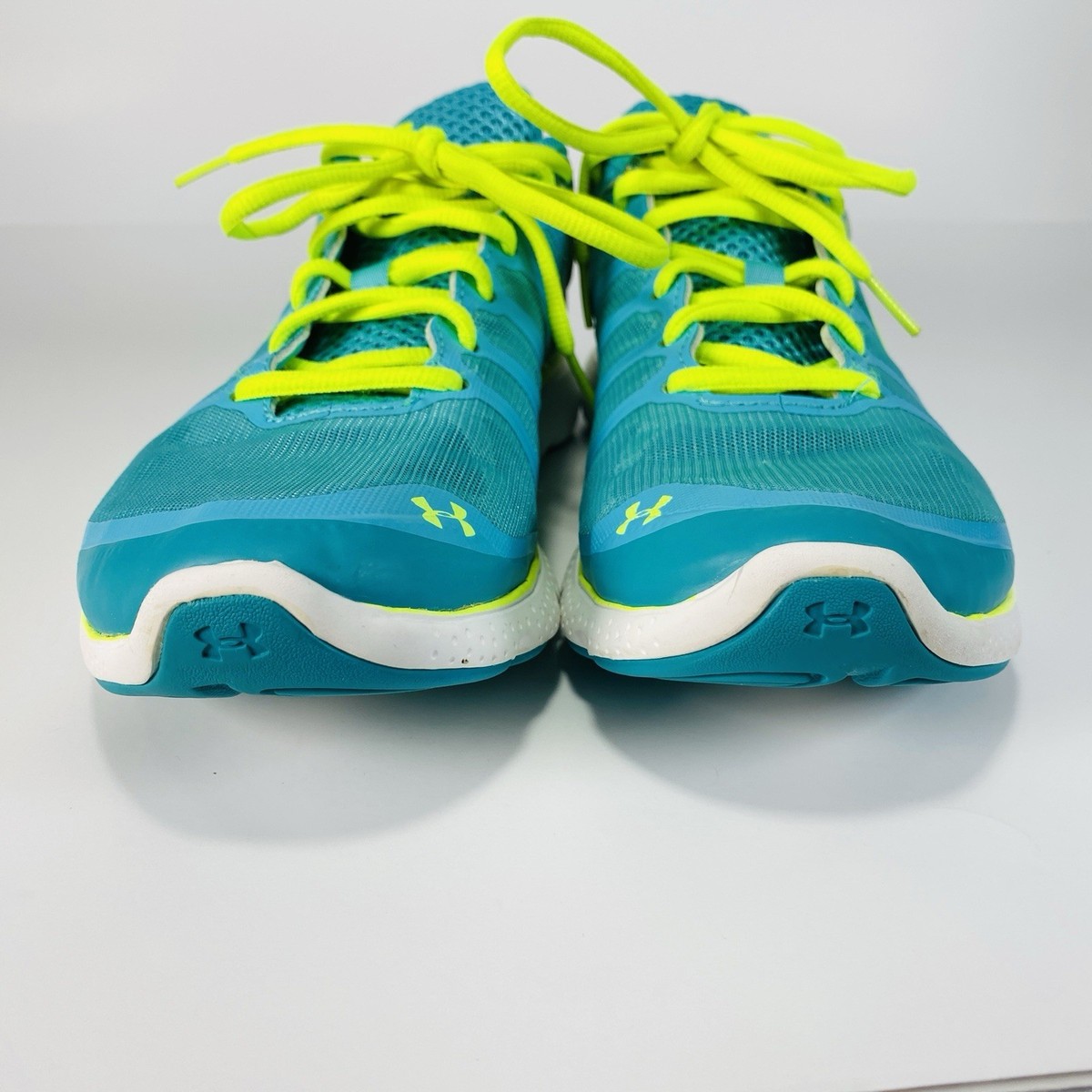 Under Armour Turquoise & Coral Women\'s Training Shoes Amazon.com | Under Armour Ua Hovr Machina Womens 3021956  main image 2