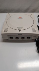 Sega Dreamcast Console HKT-3020 White, plus 3 Controllers, 10 Games, Memory Card