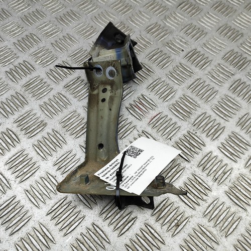 VW PASSAT Variant B8 3G5 Kotflügelhalter vorne rechts 3G0821142 2.0 Diesel 32751