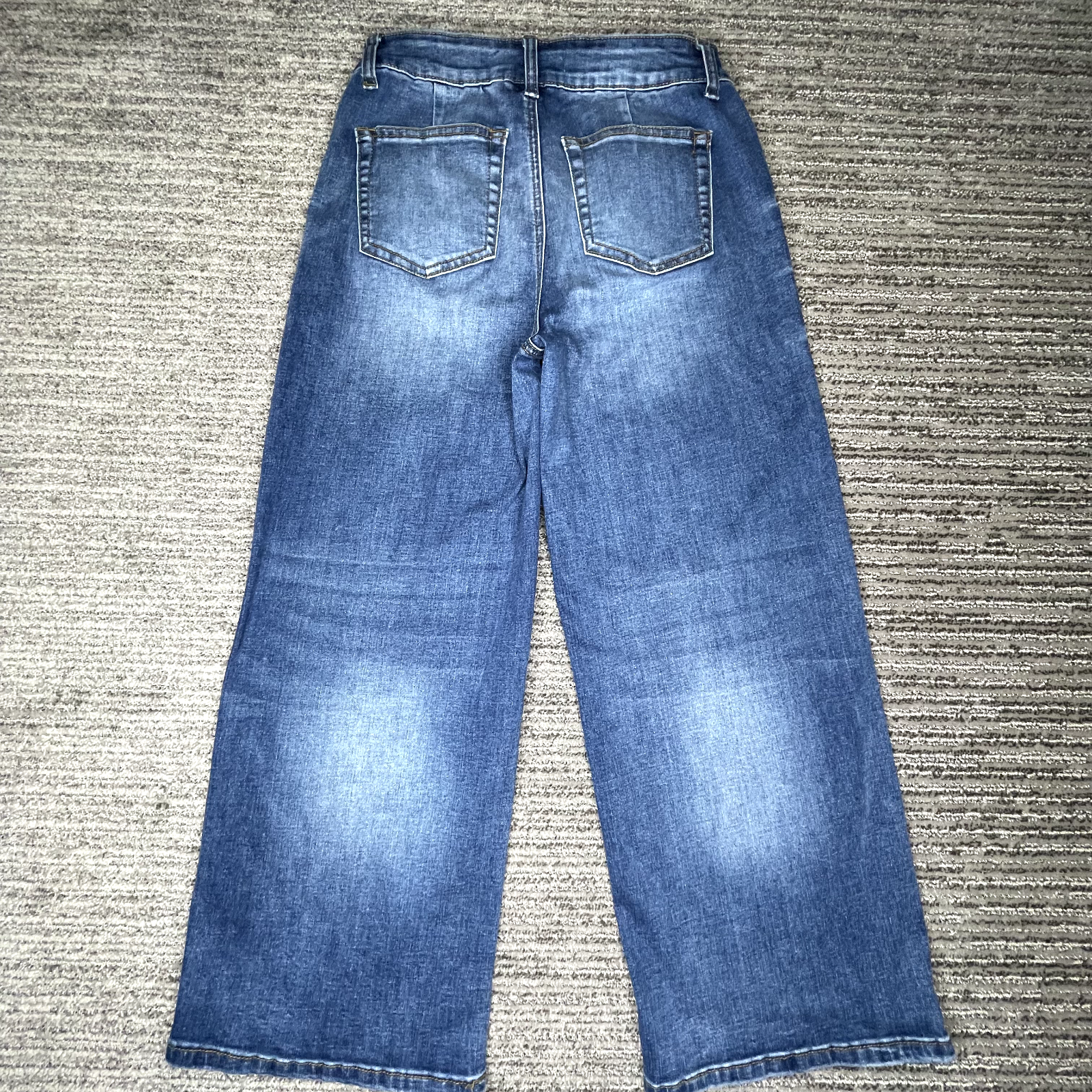 Picture 4 of 9