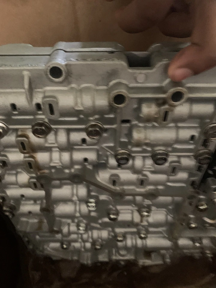 Cuerpo de válvula RE7R01A JR710E JR711 con solenoides/TCM 08UP Nissan 370Z EX37 Foto 2 de 4