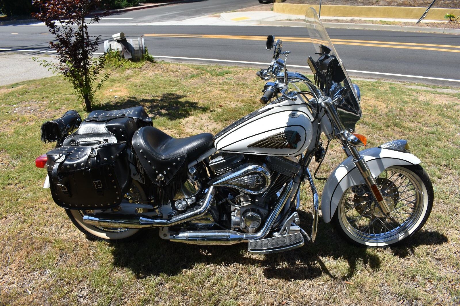 2002 Indian Scout -- 2002 02 Indian Motorcycle® Scout, 5480 miles, Pearl White, Factory Tach 