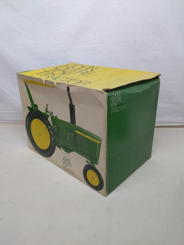 1/16 Ertl Farm Toy John Deere 3020 Tractor With ROPS Ice Cream Box - Picture 3 of 8