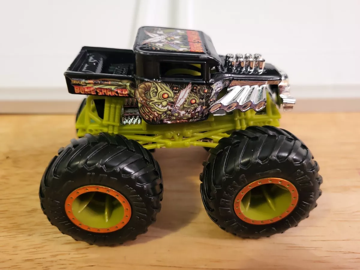 Hot Wheels 1:64 Scale Bone Shaker Monster Truck 