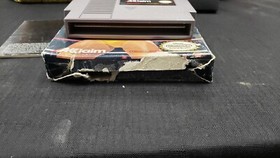VIDEOGIOCO CIB WWF WRESTLEMANIA NINTENDO NES COMPLETO DI SCATOLA CON CUSTODIA PROTETTIVA