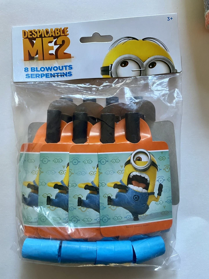 Minions Lote de Suministros de Fiesta 8 Tazas Bolsas de Botín Juego Servilletas Gafas Sopladores Set Foto 3 de 4