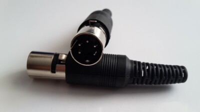 NoName, 5 Stück DIN-Stecker, 5pol, 240°, schwarz, unbenutzt