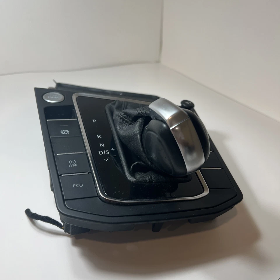 Volkswagen Jetta 2018 palanca de cambios bisel con maletero y perilla 17B864263A OEM Foto 4 de 4