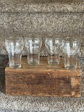 Coca-Cola COKE alrededor del mundo vasos - 5 idiomas diferentes - Juego de 4