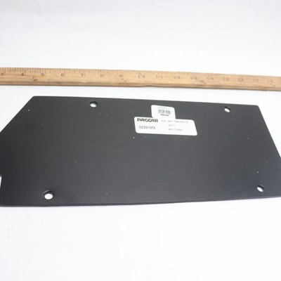 Paccar Trim Wall Center Stor U60-1120R