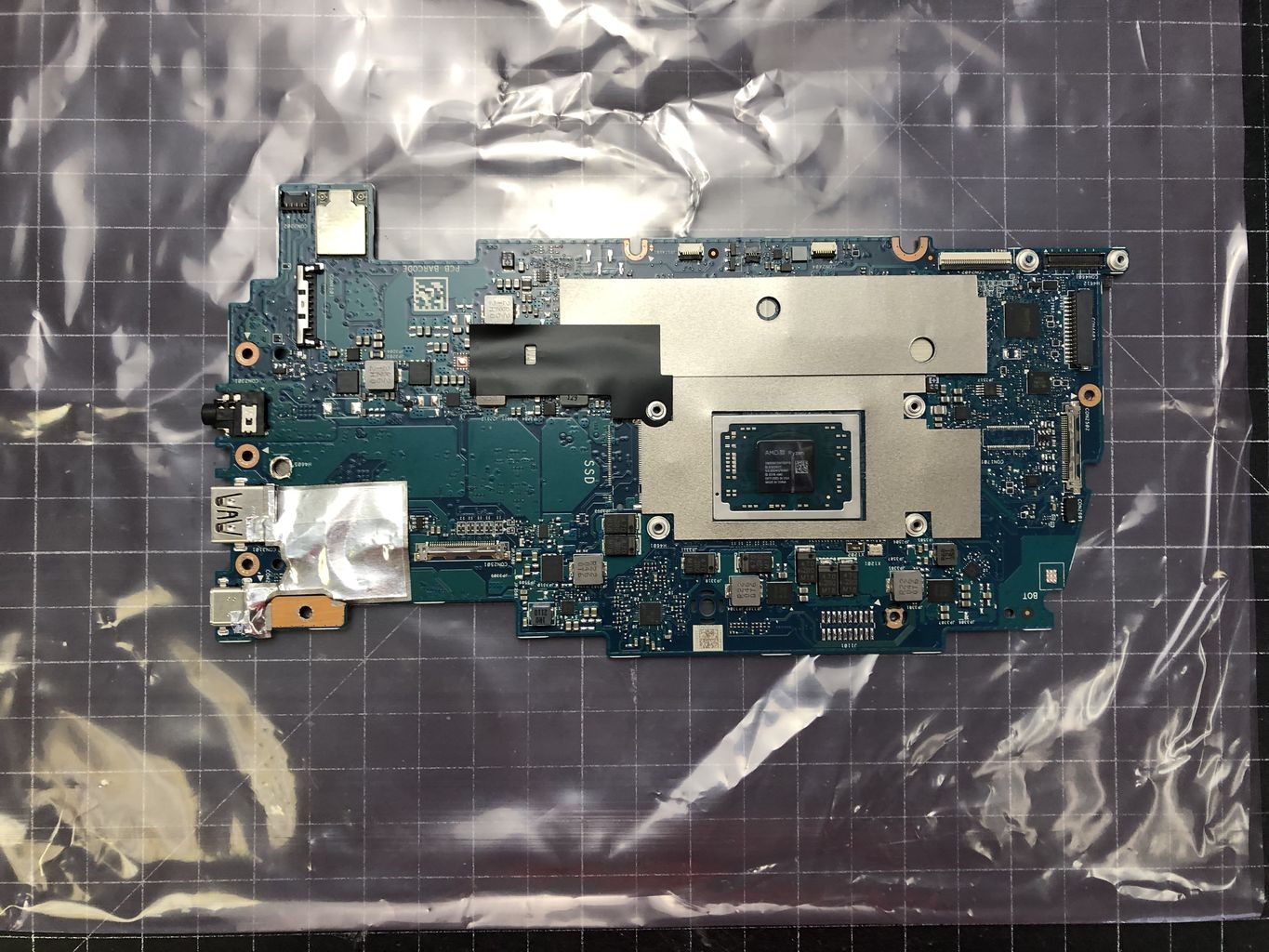 Asus Chromebook CM5500FD Ryzen 3 3250C Motherboard 4GB RAM 64GB SSD 90NX0380-R00110-image