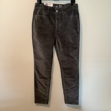 Seven7 NWT Women's velvet tummy less slimming control panel high rise skinny