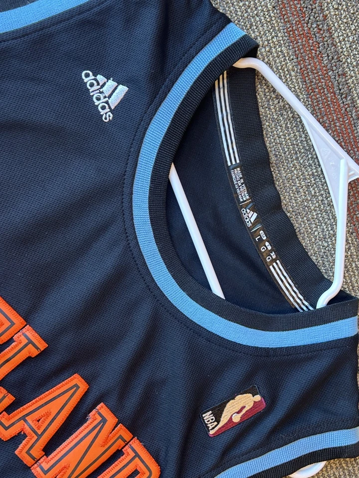 Футболка Cleveland Cavaliers Kyrie Irving Adidas Hardwood Classics большая NBA Cavs - Изображение 3 из 4