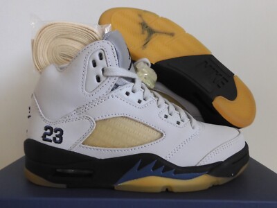 NIKE ナイキ スニーカー WMNS JORDAN 5 RETRO SP ウィメンズ ジョーダン5 レトロ FZ5758-004 ミドルカット ホワイト メンズ レディース WMNS NIKE AIR JORDAN 5 RETRO SP 