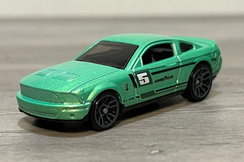 2019 Hot Wheels ‘07 Ford Mustang Shelby GT-500 Green Multipack Exclusive Loose