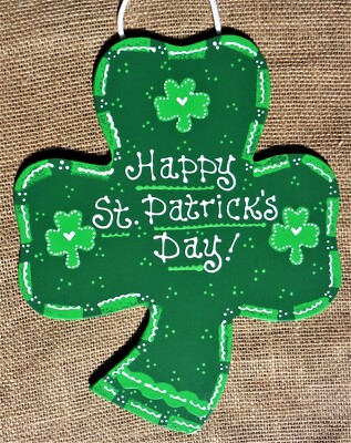 ST. PATRICK'S DAY Sign IRISH Shamrock Wall Art Door Hanger Hanging Plaque Decor
