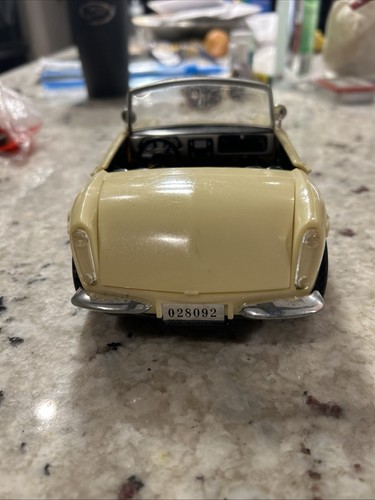 Lil Bratz Convertible Cool Car Pale Yellow 2004 MGA Entertainment EPOC - Bild 13 von 16