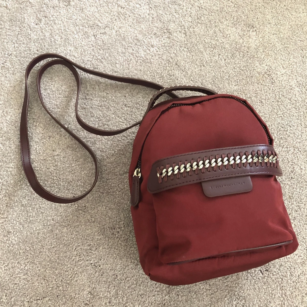 kanken mini backpack uncle blue Fjallraven Disney Parks EPCOT Canada TLFG Color:Flint Grey allowing you to carry