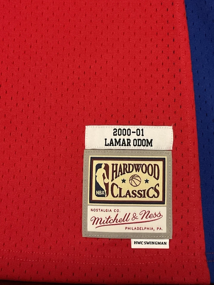 CAMISETA SWINGMAN MITCHELL & NESS FIRMADA POR LAMAR ODOM CERTIFICADO DE AUTENTICIDAD PSA #JC74060 Foto 4 de 4