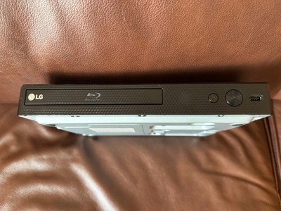 LG BP350 Blu-Ray DVD Player  with Wi-Fi and Factory Remote