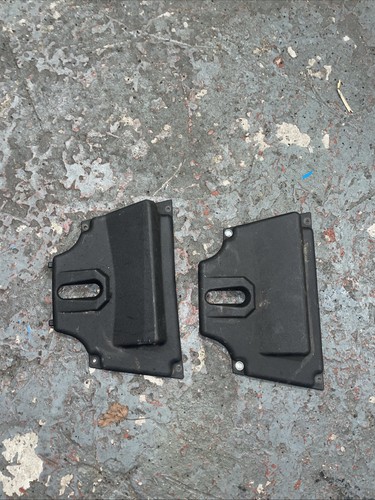 Land Rover Discovery 2 Gilera Runner Battery Tray Cover - Picture 1 of 2