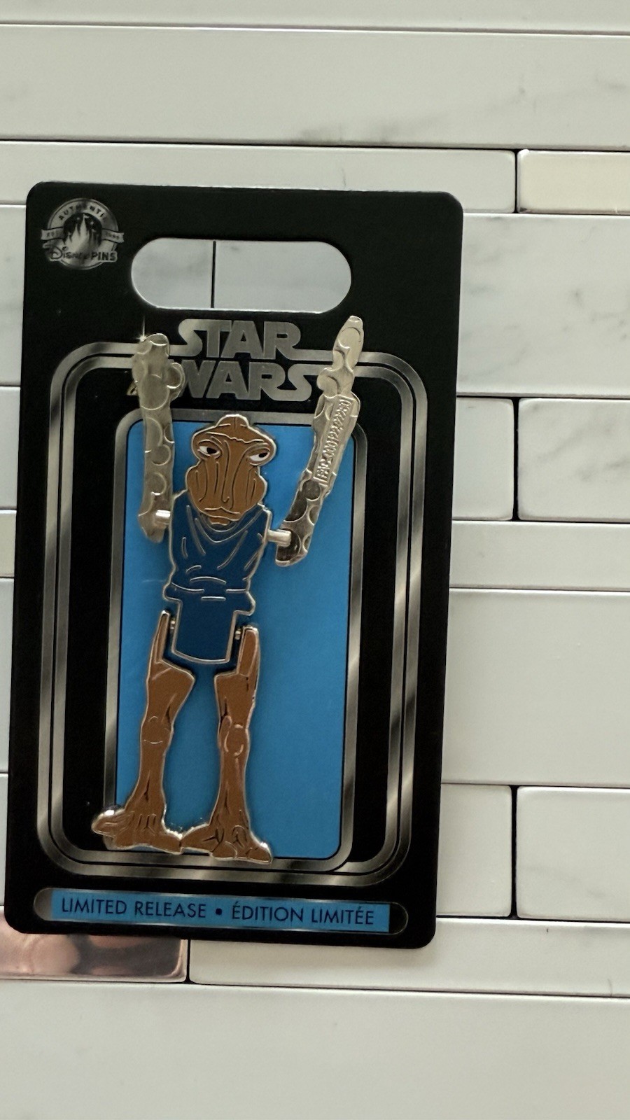 Disney Pin Star Wars Action Figure Limited Release - Momaw Nadon Hammerhead