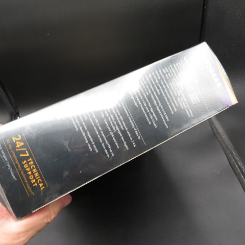 Netgear R8000P-1AZNAS Nighthawk X6S AC4000 Tri-Band WiFi Router Brand New - Photo 9/9