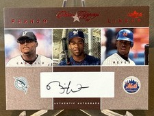 2004 Fleer Clippings Phenom Lineup Rickie Weeks PLA-RW2 AUTO Reyes Castillo /150