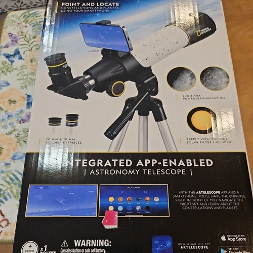 National Geographic SRT70APP 70mm Refractor Telescope with Astronomy App - Picture 4 of 4